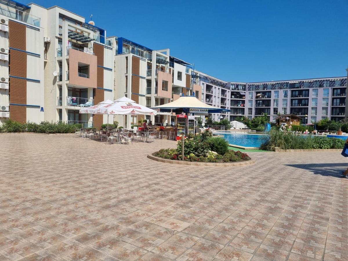 Studio Apartment With Balcony 300M From Beach サニービーチ エクステリア 写真