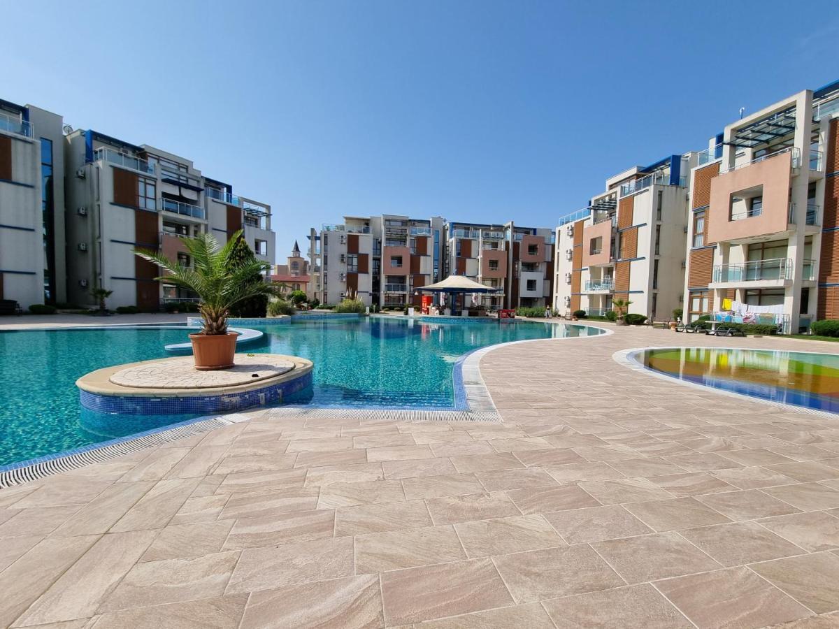 Studio Apartment With Balcony 300M From Beach サニービーチ エクステリア 写真