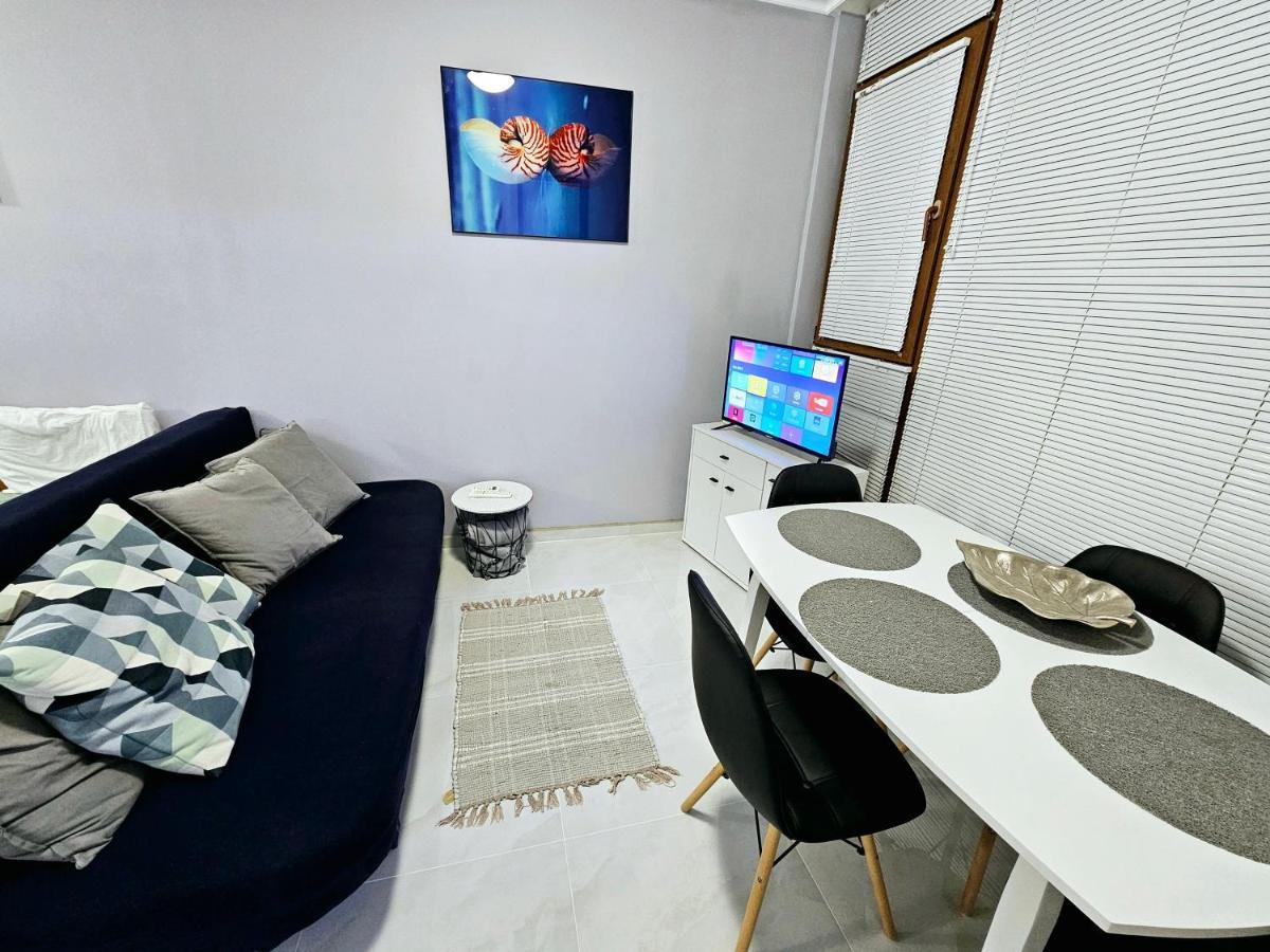 Studio Apartment With Balcony 300M From Beach サニービーチ エクステリア 写真