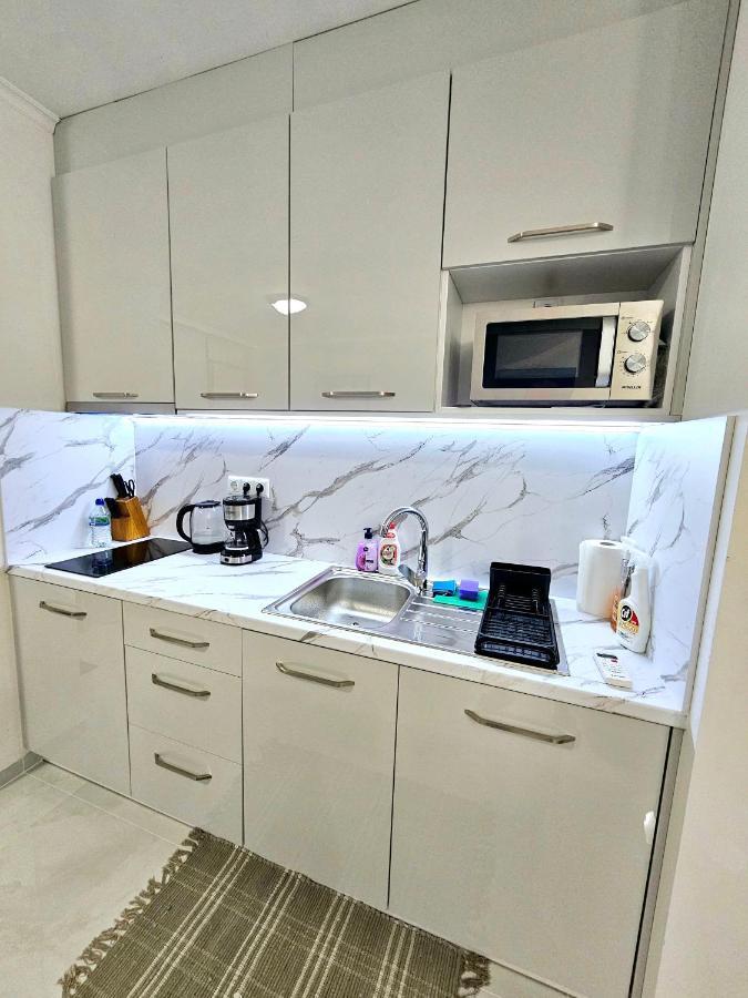 Studio Apartment With Balcony 300M From Beach サニービーチ エクステリア 写真