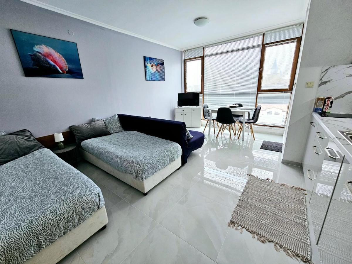 Studio Apartment With Balcony 300M From Beach サニービーチ エクステリア 写真